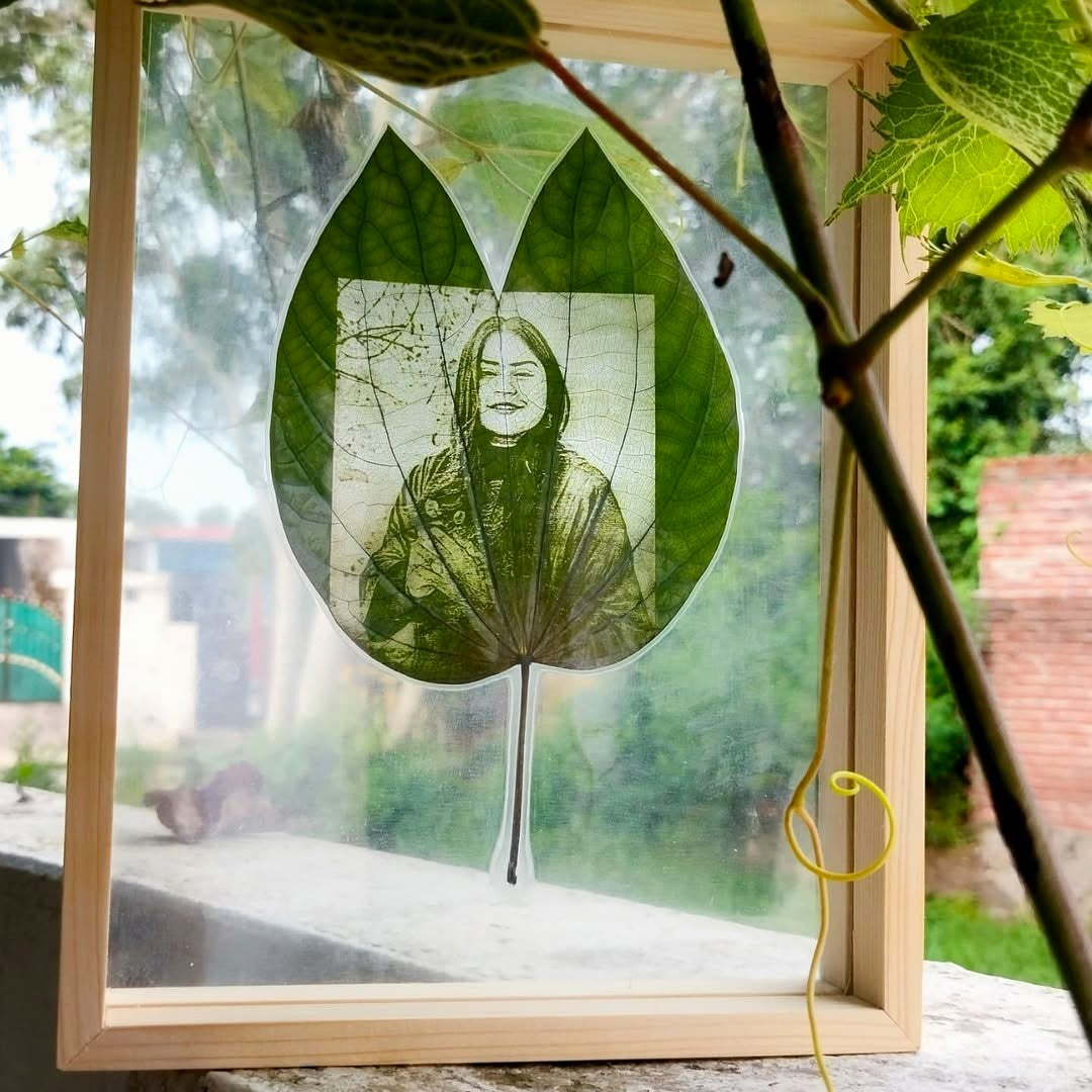 Everleaf Personalized Photo Keepsake Frame